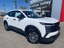 2025 Nissan Kicks S