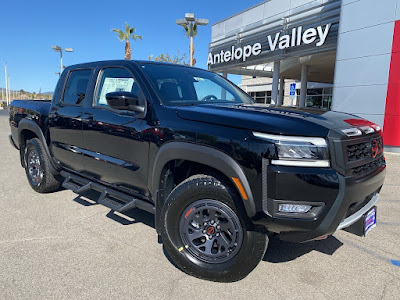 2025 Nissan Frontier