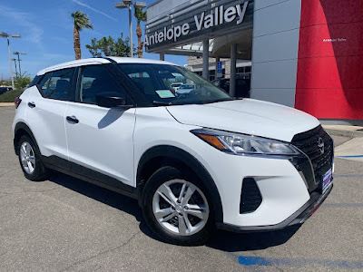 2025 Nissan Kicks