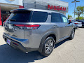 2025 Nissan Pathfinder S
