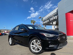 2018 INFINITI QX30 Premium