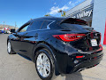 2018 INFINITI QX30 Premium