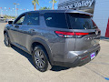 2025 Nissan Pathfinder S