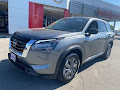 2025 Nissan Pathfinder S