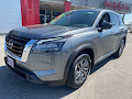 2025 Nissan Pathfinder S