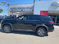 2025 Nissan Pathfinder S