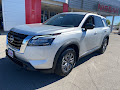 2025 Nissan Pathfinder S