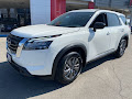 2025 Nissan Pathfinder S