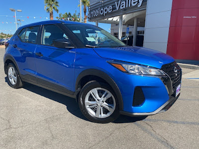 2025 Nissan Kicks Play