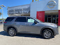 2025 Nissan Pathfinder S