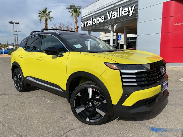 2026 Nissan Kicks SR