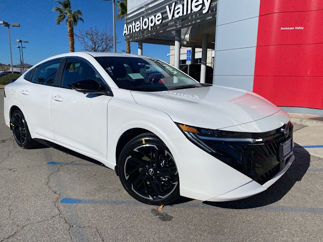 2026 Nissan Sentra SR