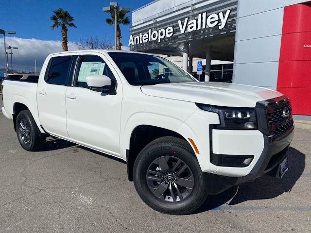 2026 Nissan Frontier SV