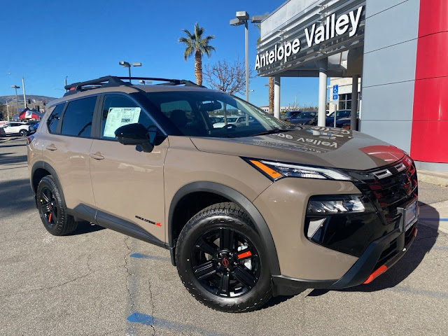 2026 Nissan Rogue Rock Creek