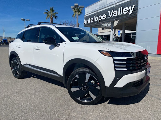 2026 Nissan Kicks SR