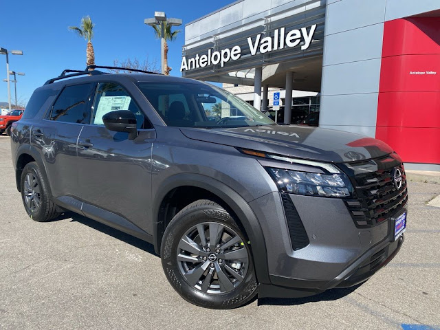 2026 Nissan Pathfinder SV