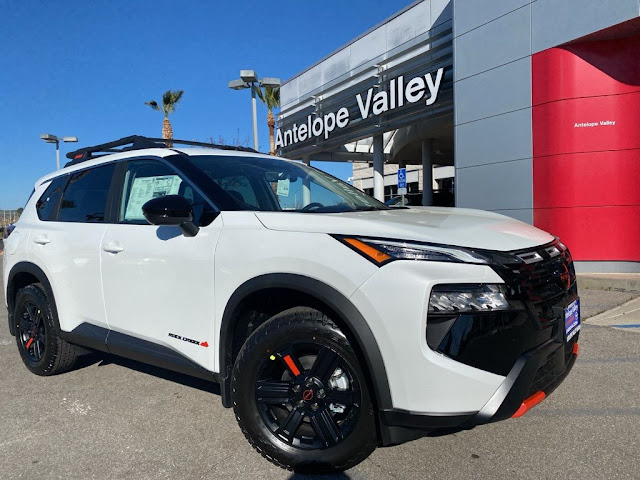 2026 Nissan Rogue Rock Creek