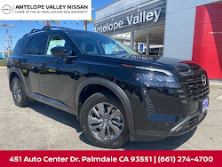 2026 Nissan Pathfinder SV