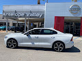 2024 Volvo S60 B5 Core Dark Theme