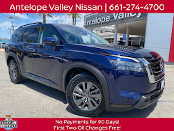 2024 Nissan Pathfinder SV